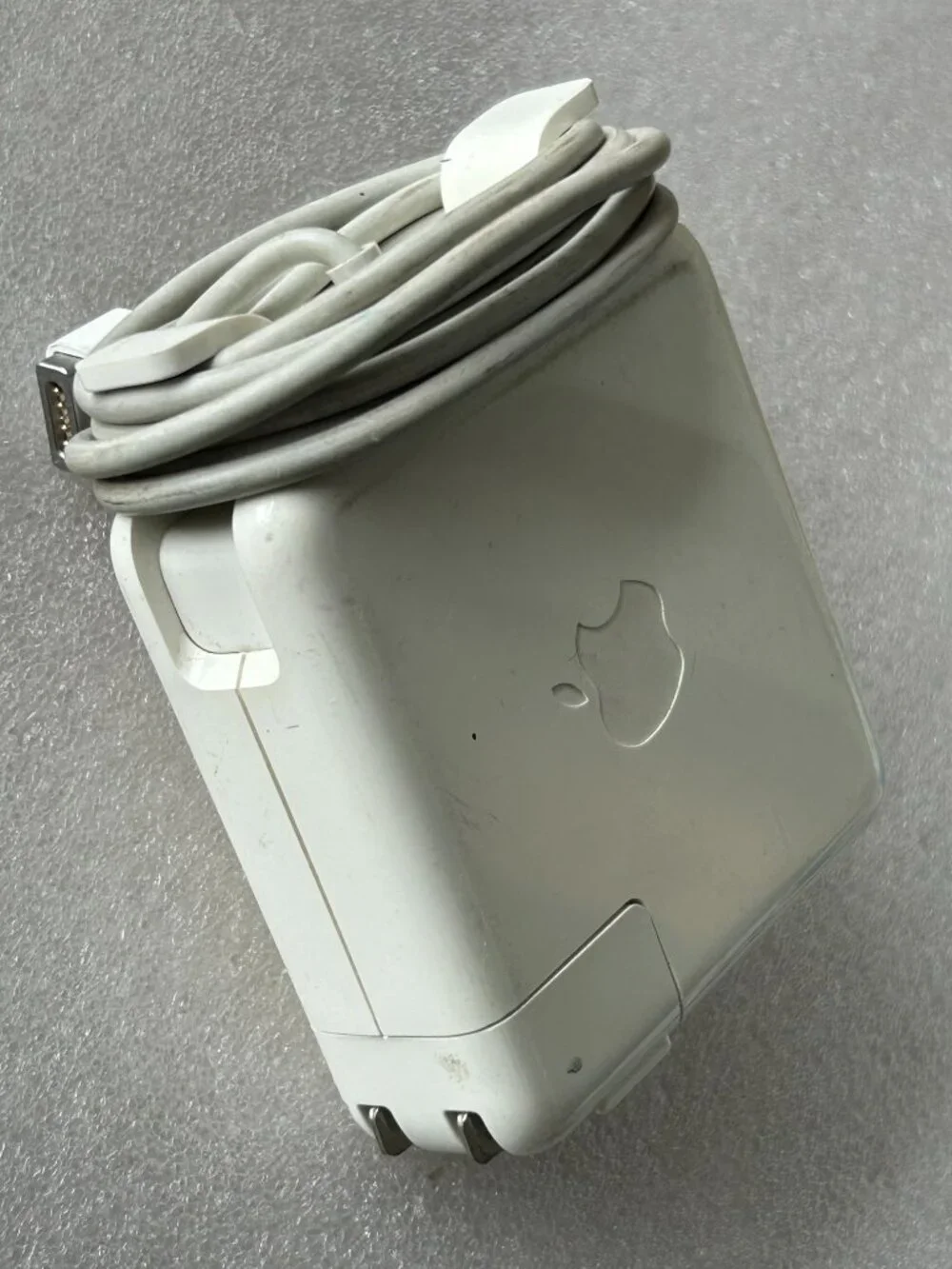Genuine APPLE A1222 85W MagSafe Power Adapter Used Tested Good